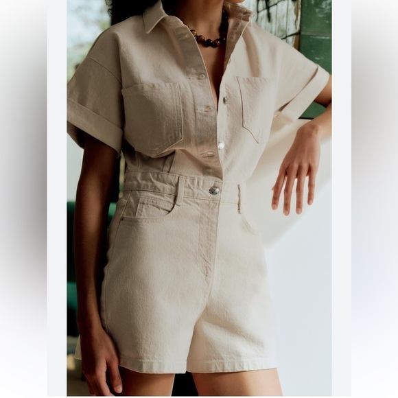 NEW Zara Short Demin Jumpsuit Z1975 White Size Small NWOT - Picture 1 of 8